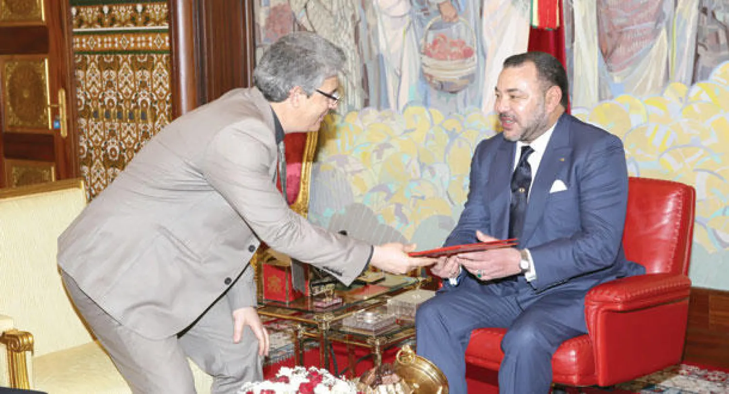 العاهل المغربي يتسلم رسالة من مبعوث الرئيس التونسي في طنجة أمس (ماب)