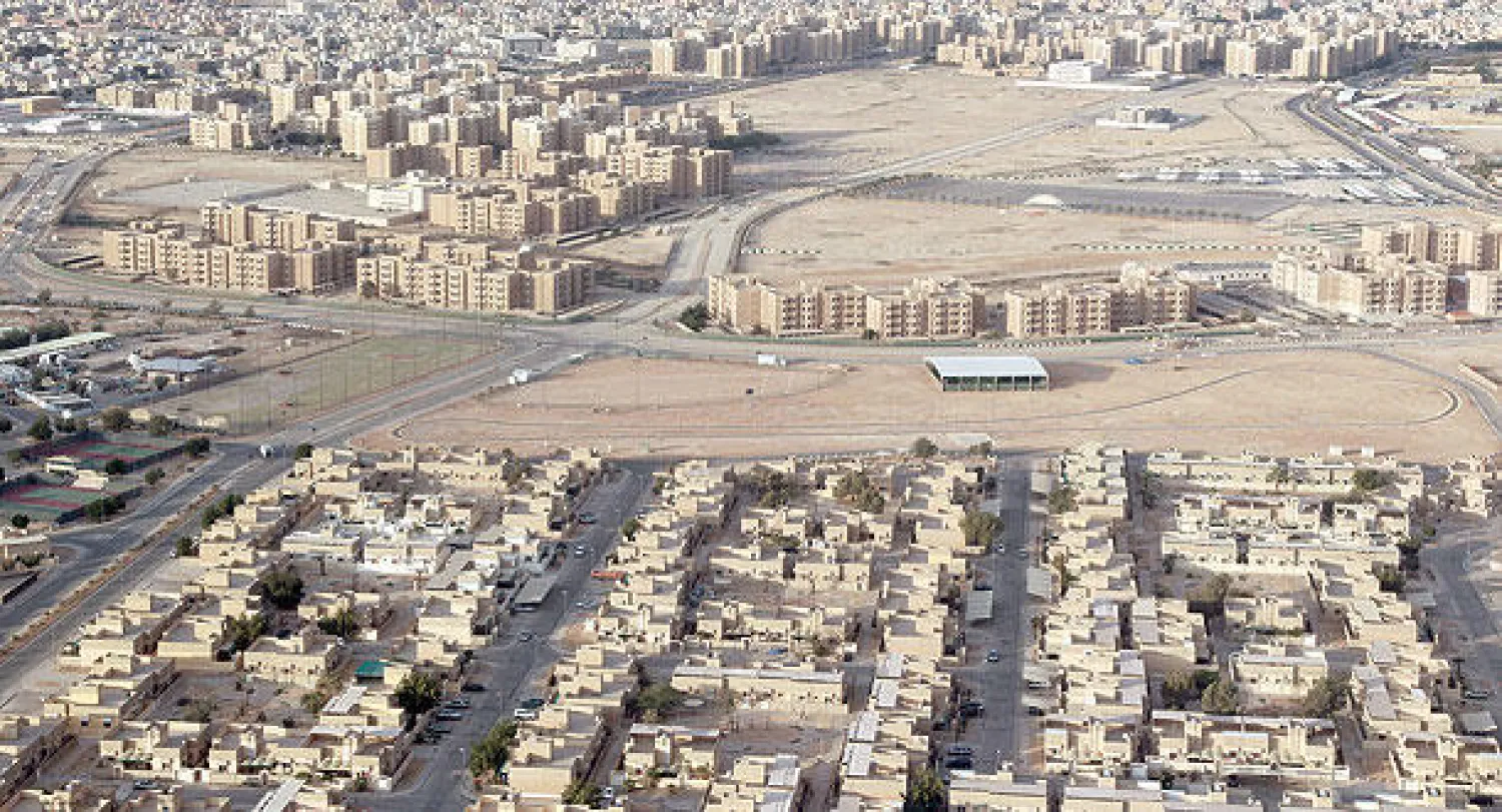 رئيس «رافال العقارية» يقول إن السوق السعودية يشهد فيها العرض والطلب فروقا واضحة («الشرق الأوسط»)