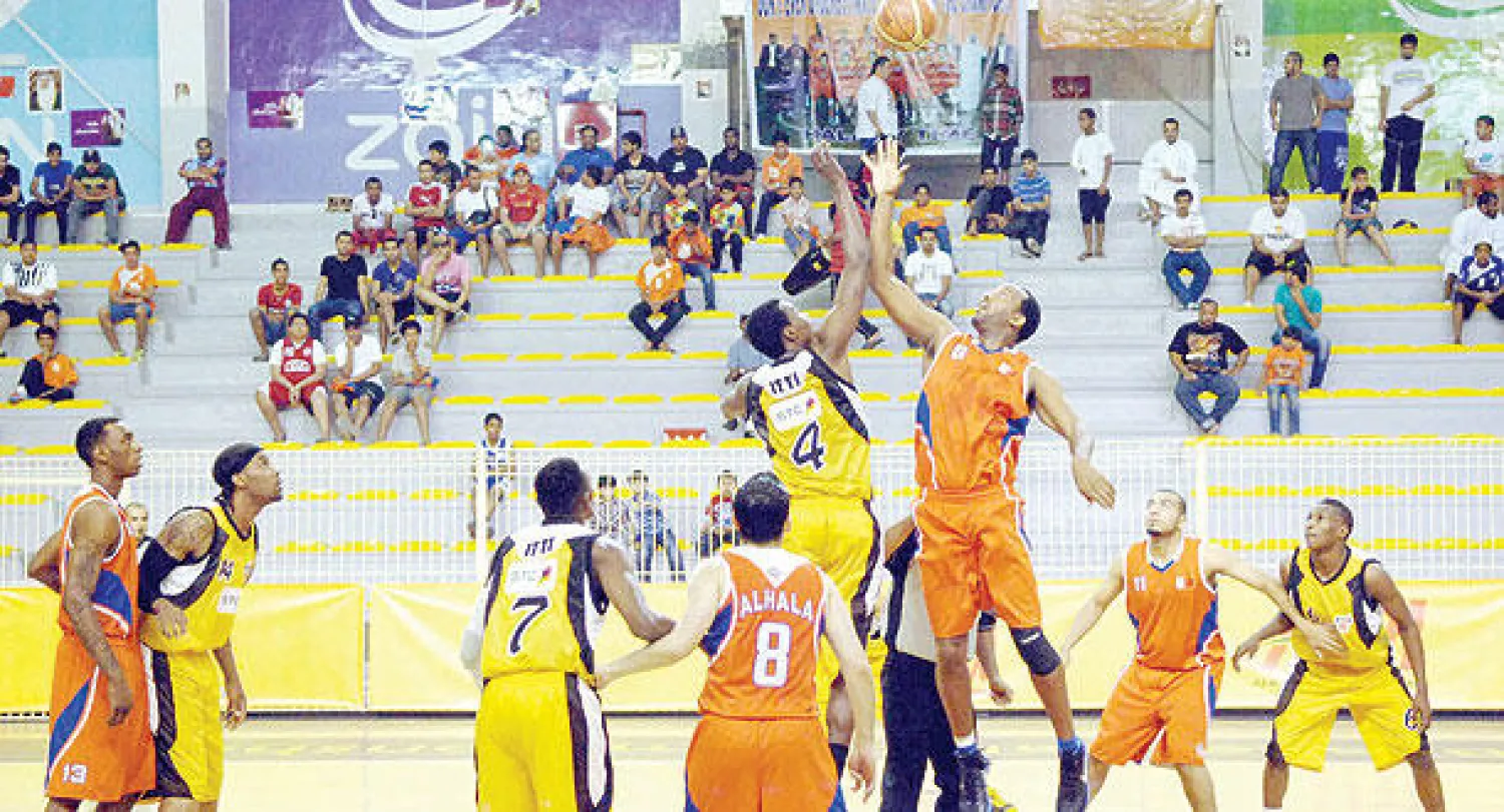 الدوحة باتت مهددة بالحرمان من استضافة بطولة السلة بعد أيام من انسحاب الخليجيين من بطولة ألعاب القوى