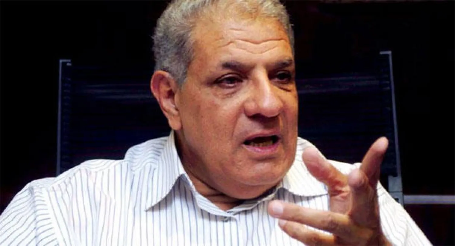 رئيس الحكومة المصرية يقوم بجولة في أهرامات الجيزة لطمأنة السياح