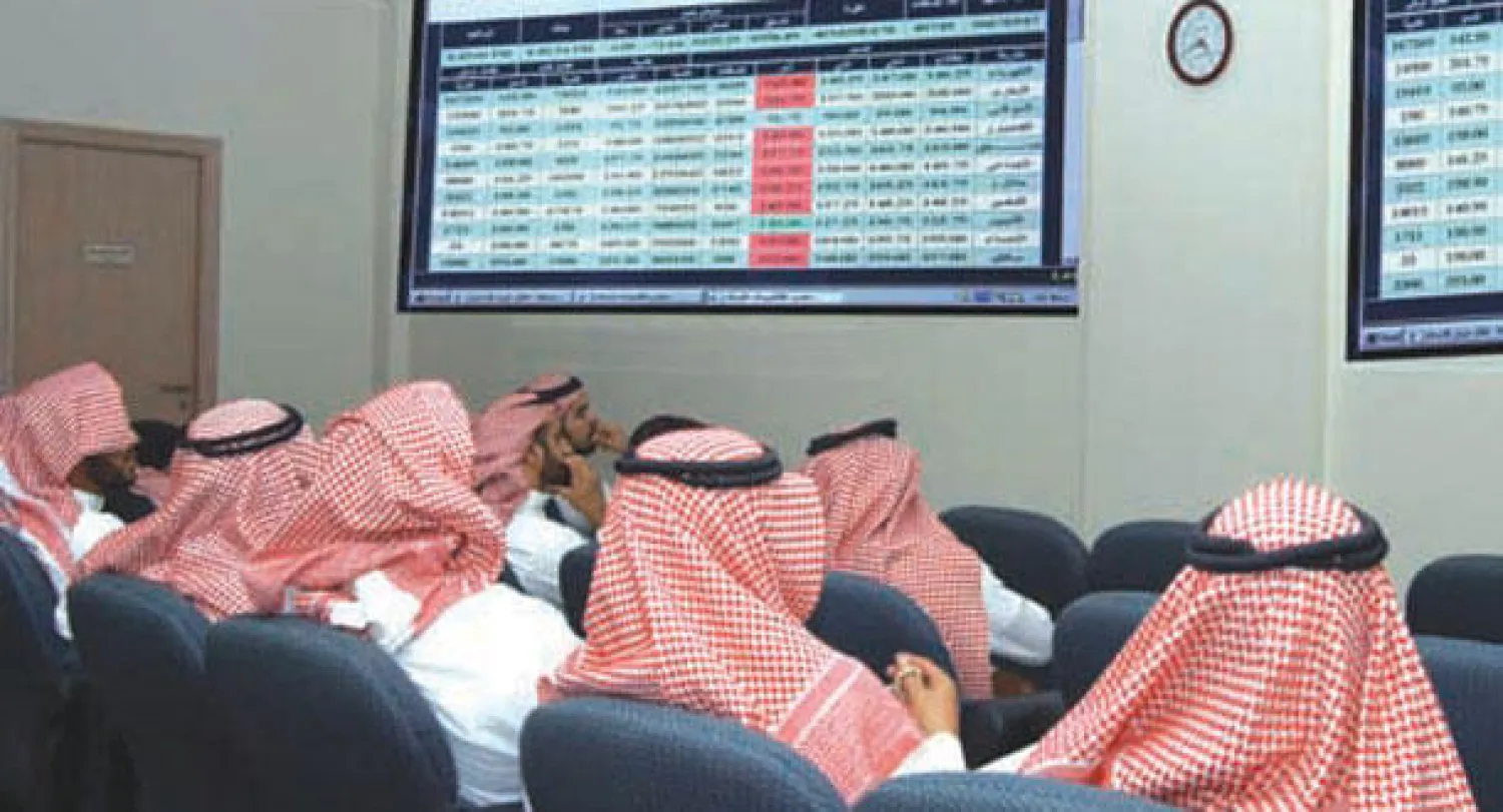 2.4 مليار دولار حجم السيولة النقدية المتداولة في سوق الأسهم السعودية يوم أمس («الشرق الأوسط»)
