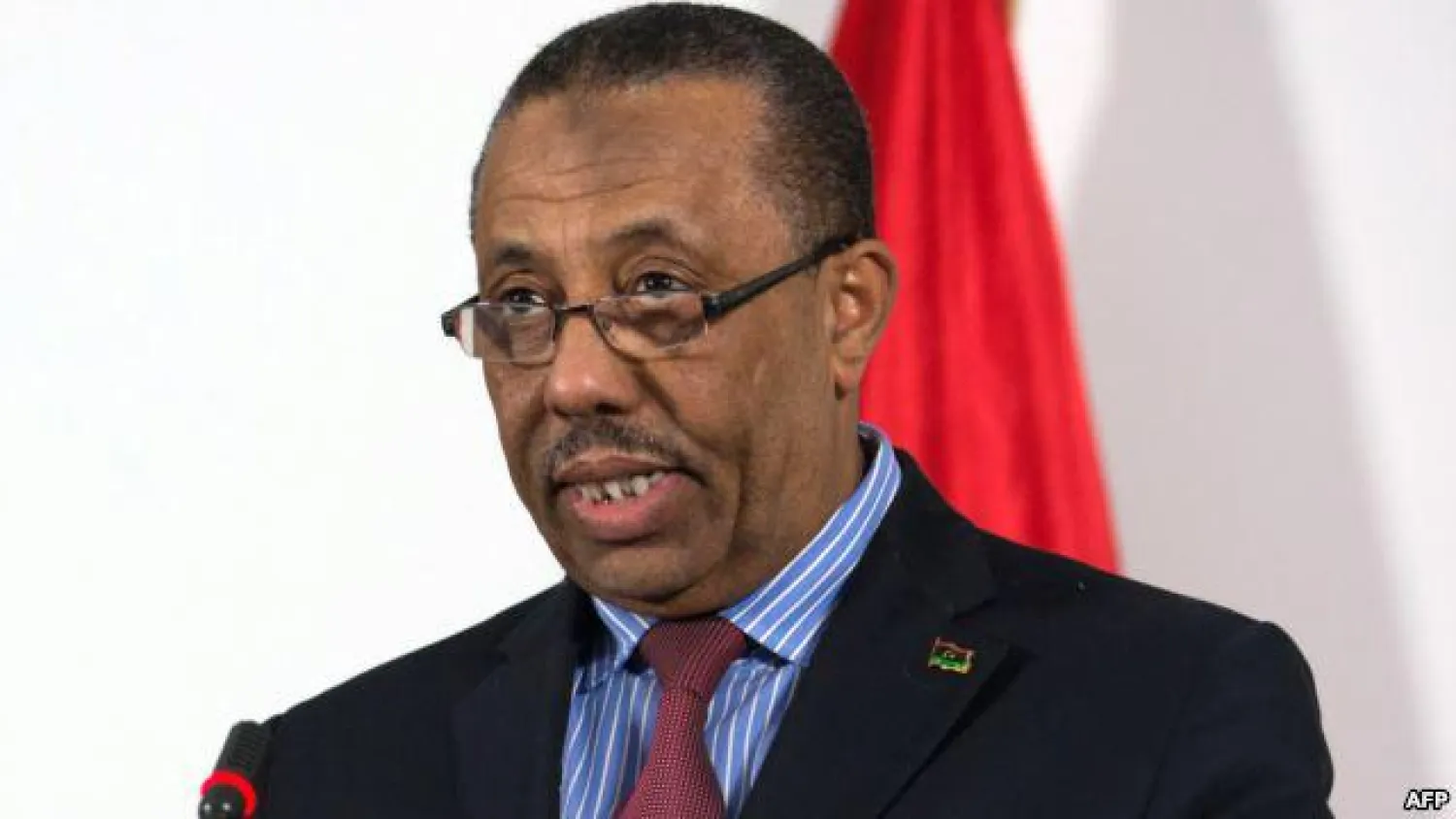 رئيس الوزراء الليبي المؤقت يقدم استقالته للبرلمان إثر تعرضه لتهديدات