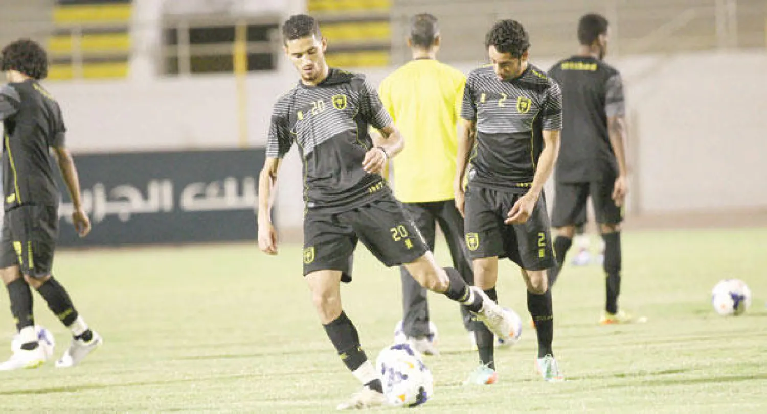 جانب من تدريبات الاتحاد تأهبا لتراكتور الإيراني اليوم