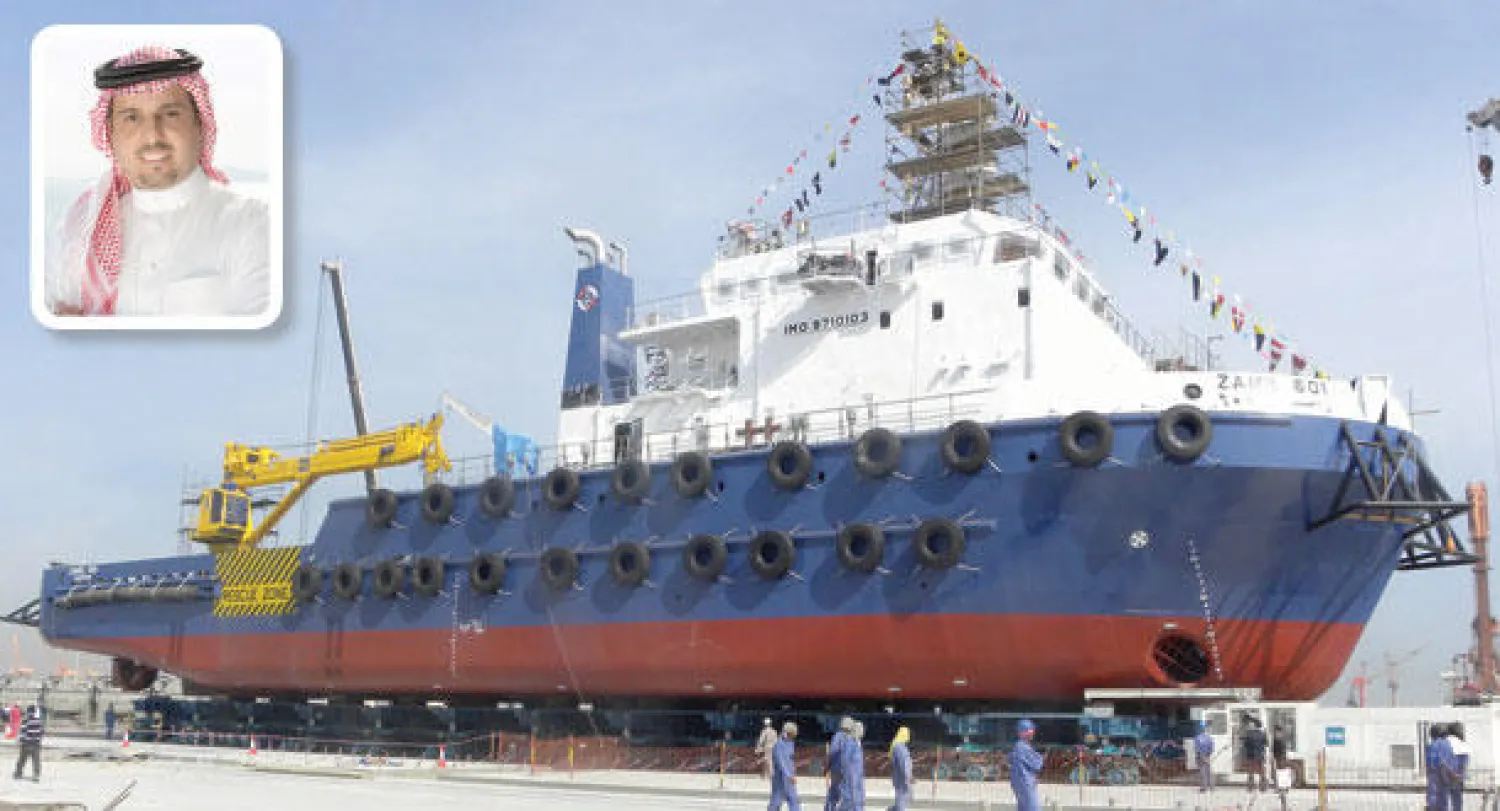 السفينة التي سيجري تدشينها اليوم وفي الإطار المهندس سفيان الزامل