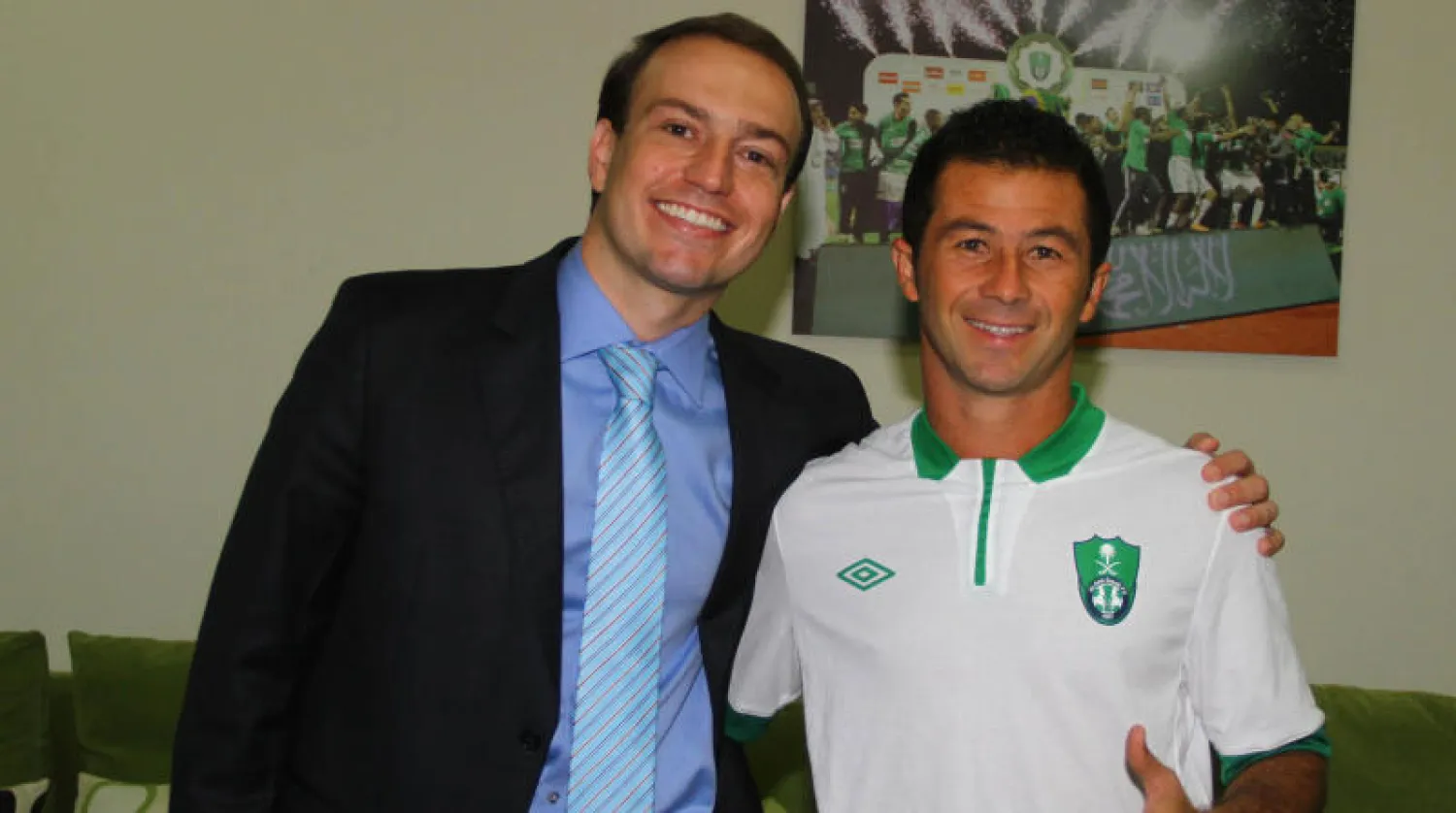 البرازيلي روي نيتو يلفت الأنظار في الأهلي