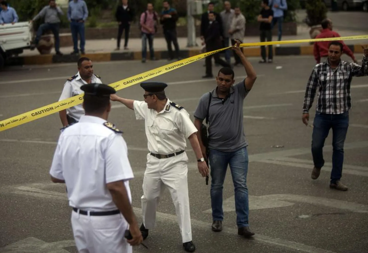 الداخلية المصرية: إصابة شرطيين بهجوم على نقطة تفتيش بالدقي