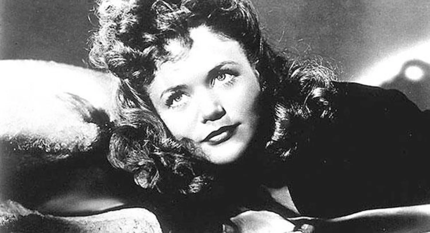 لقطة لسيمون سيمون في «أناس قطط»