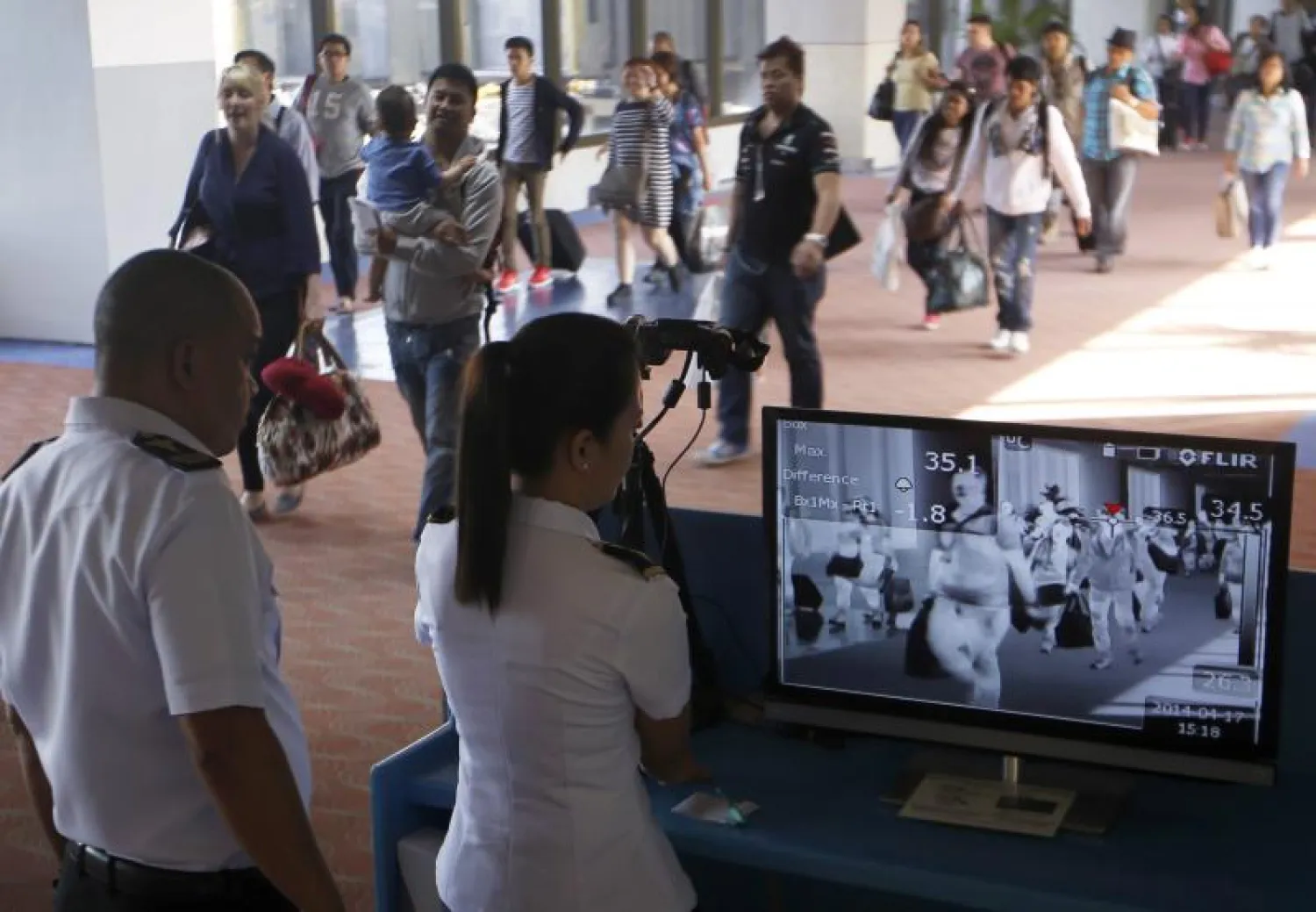 فيروس «كورونا» يتسبب في عزل 15 ماليزيا