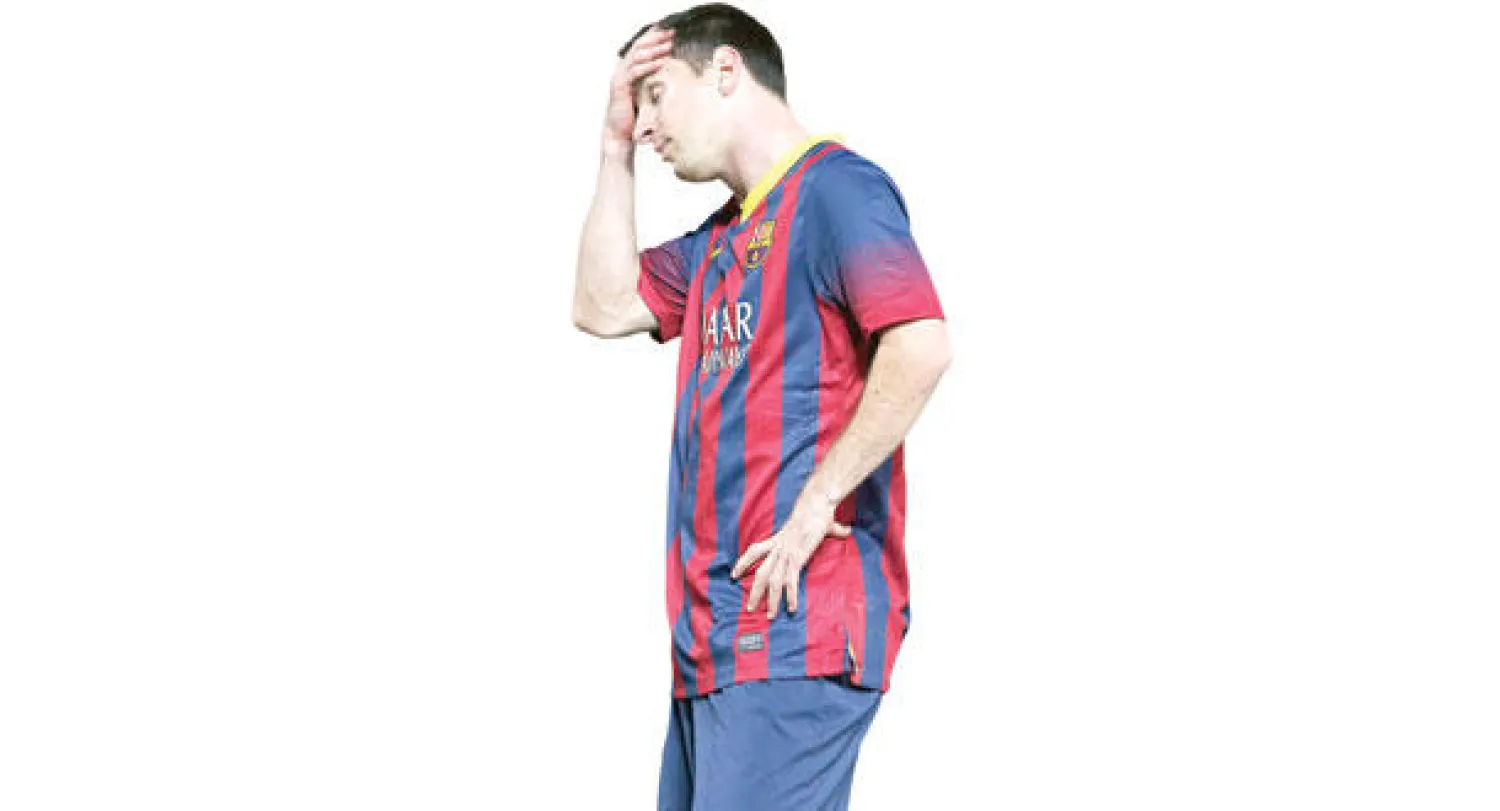 الحديث عن مستقبل ميسي مع برشلونة يتواصل والتكهنات تتزايد (رويترز)