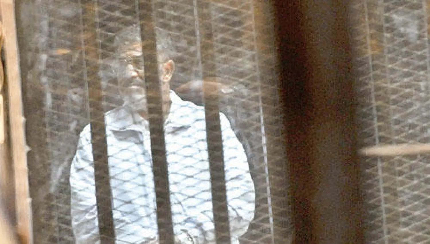 تأجيل محاكمة مرسي في قضية «قصر الاتحادية» إلى مايو المقبل