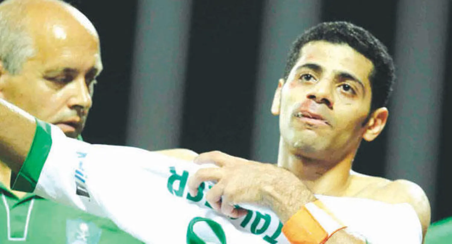 تيسير الجاسم تعرض لإصابة عنيفة في وجهه