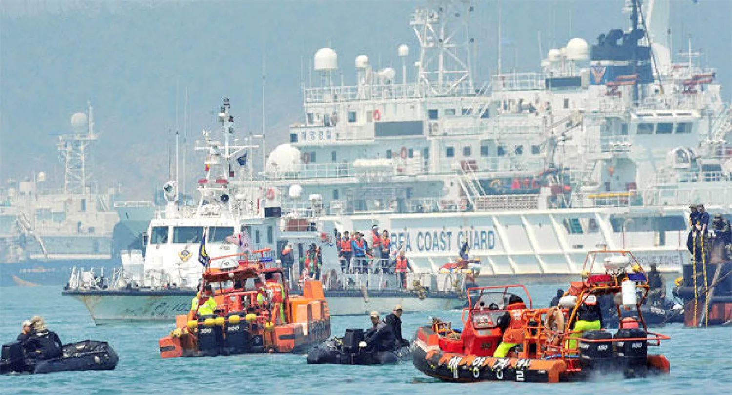 أحد أعضاء طاقم العبارة الغارقة: أوامر صدرت لنا بمغادرتها