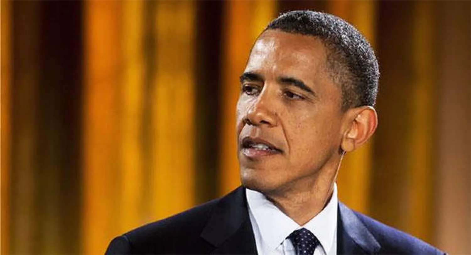 الرئيس الأميركي يزور مسجدا في كوالالمبور