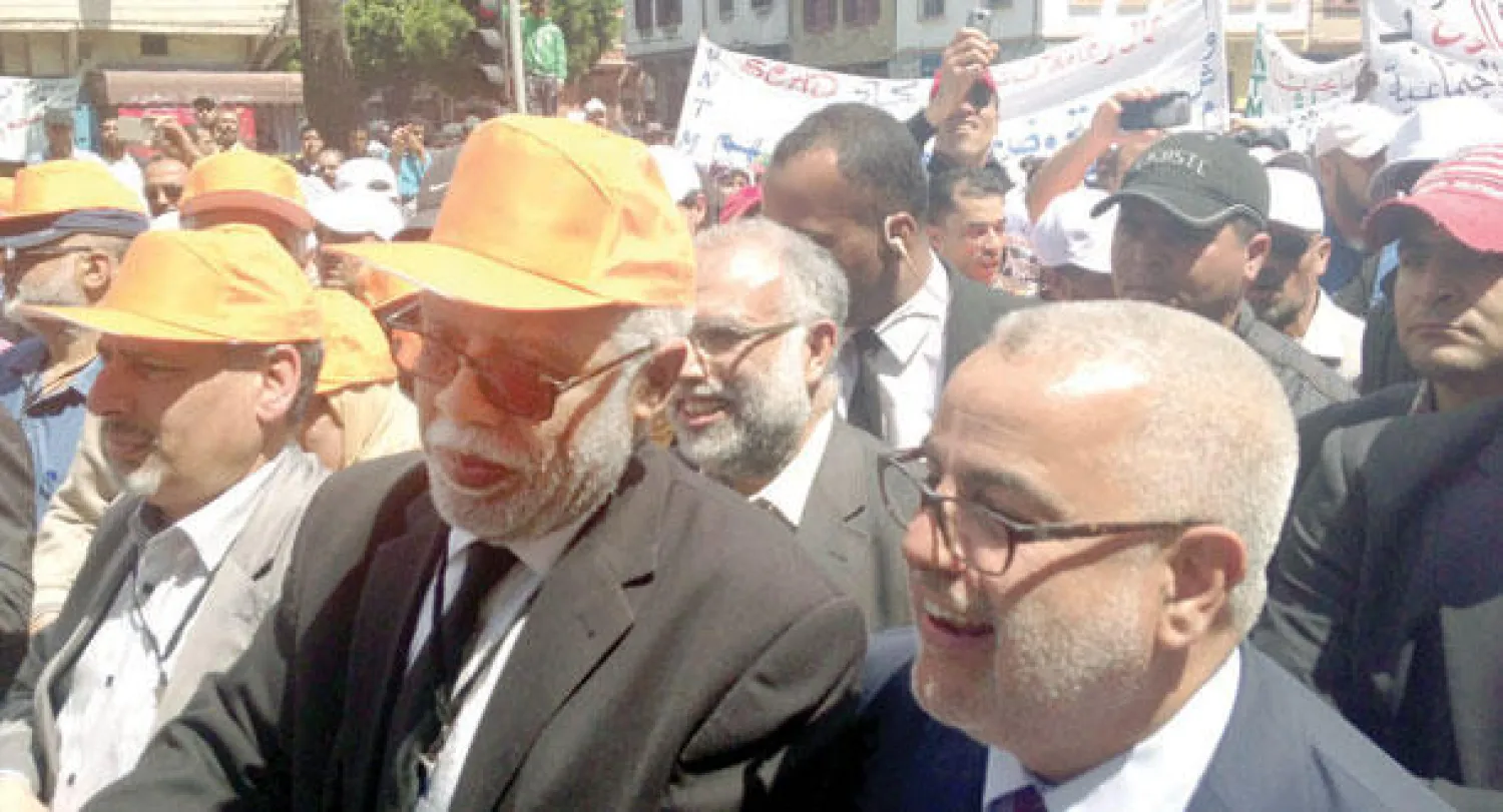 عبد الإله ابن كيران خلال مشاركته في مسيرة النقابة المقربة لحزب العدالة والتنمية بمناسبة يوم العمال أمس (تصوير: مصطفى حبيس)