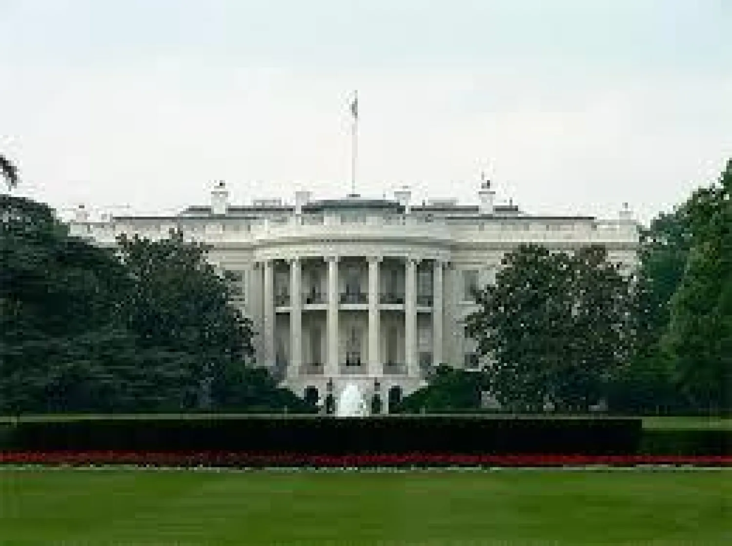 حفل صحافيي البيت الأبيض صار مهرجانا هوليووديا