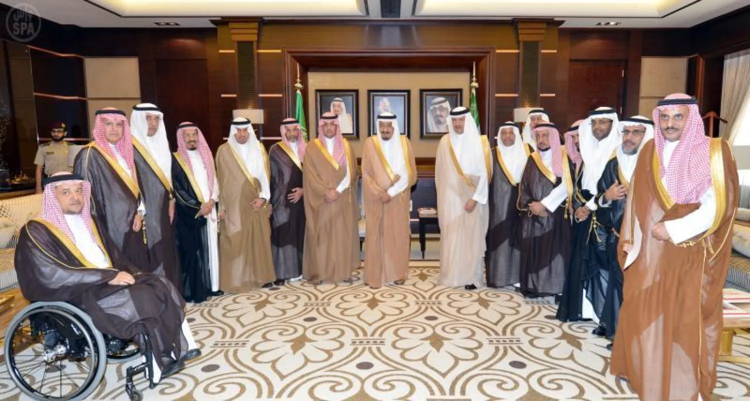ولي العهد يستقبل رئيس وأعضاء مجلس أمناء مركز الأمير سلمان
