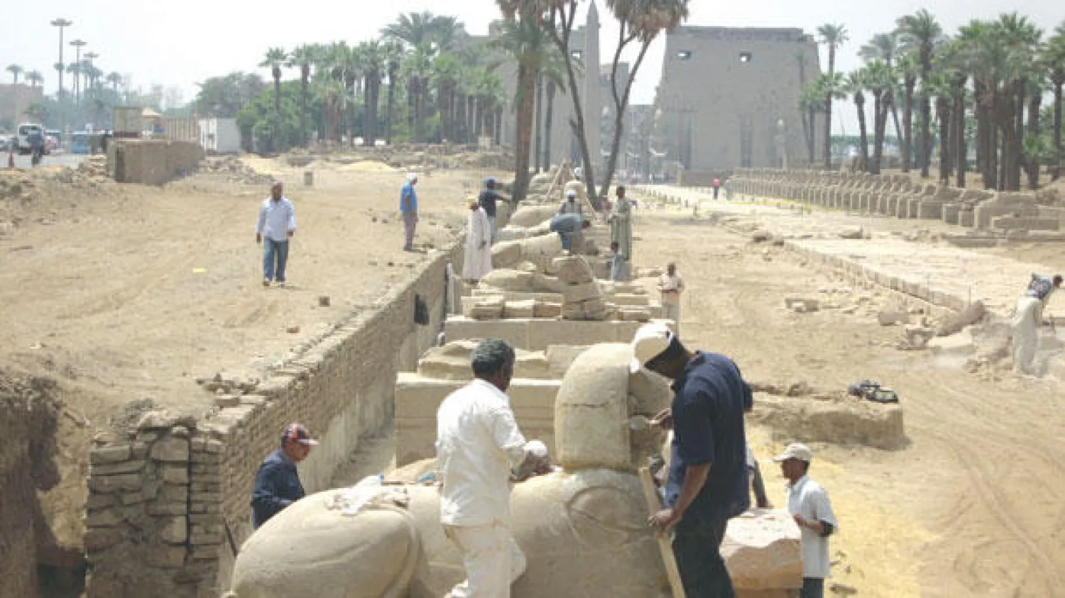 مسؤول مصري: انتهاء العمل من 90 في المائة بمراحل طريق الكباش الفرعوني