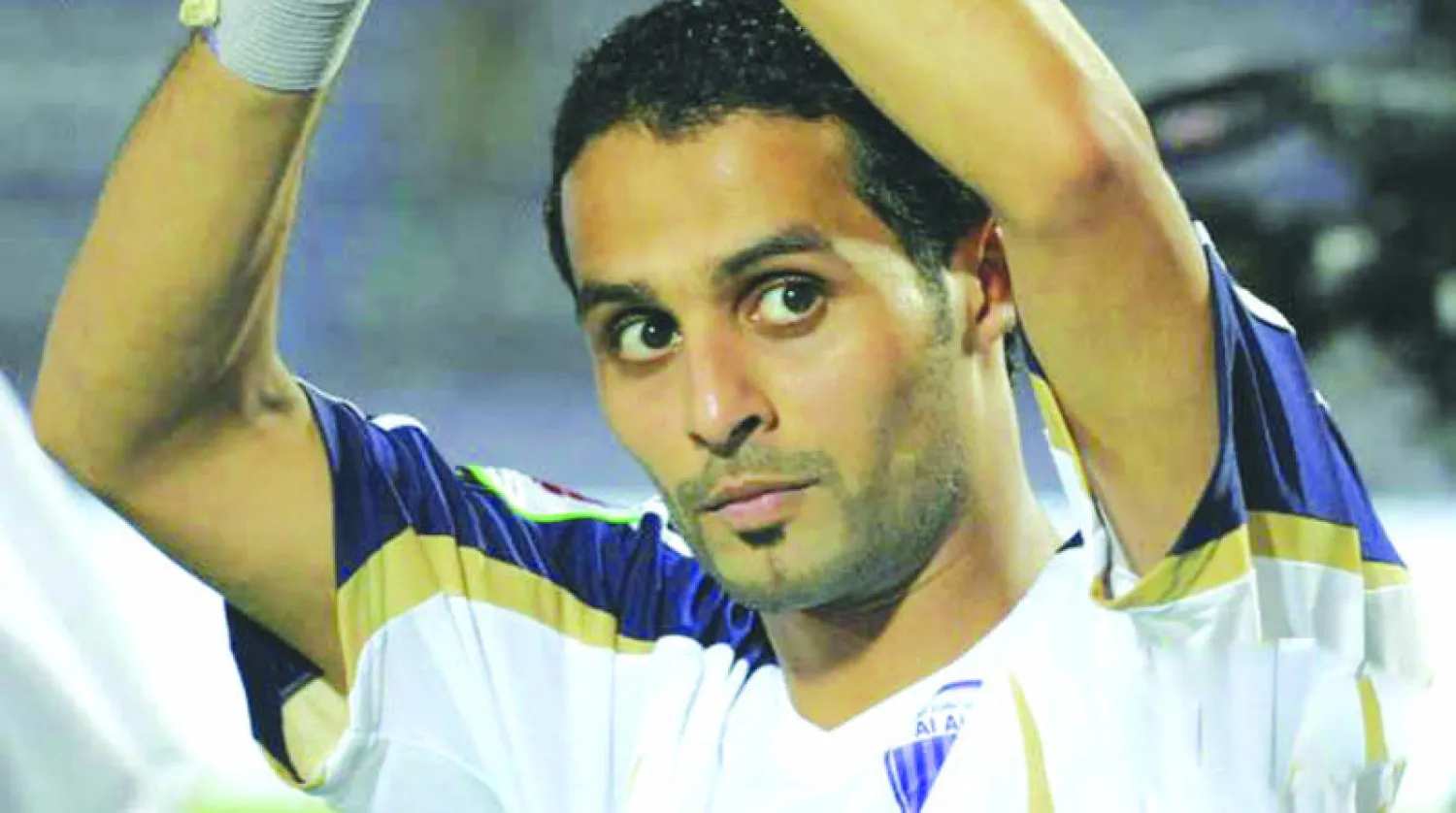 نجوم الكرة الخليجية يشاركون العين أمام مانشستر سيتي