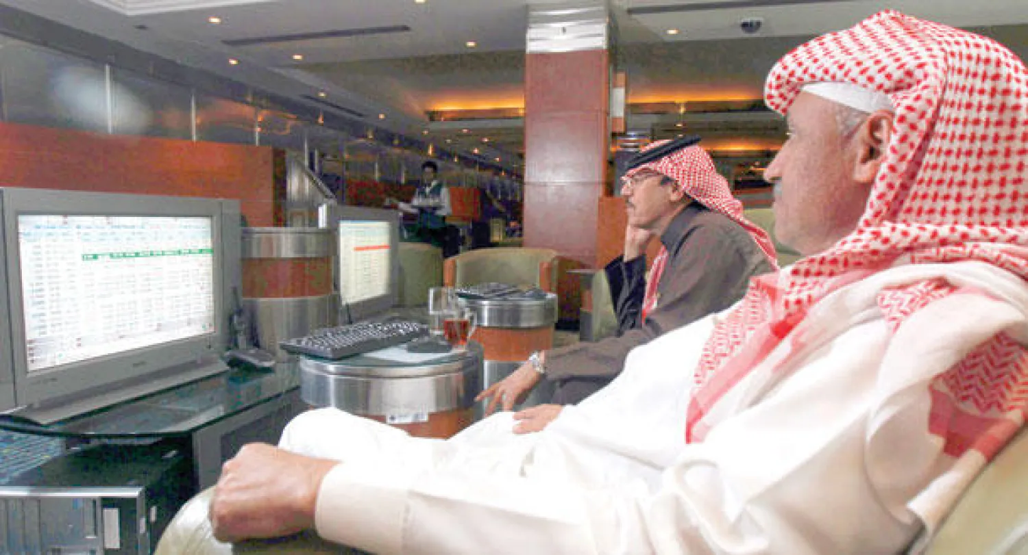 جانب من تداولات الأسهم السعودية (رويترز)