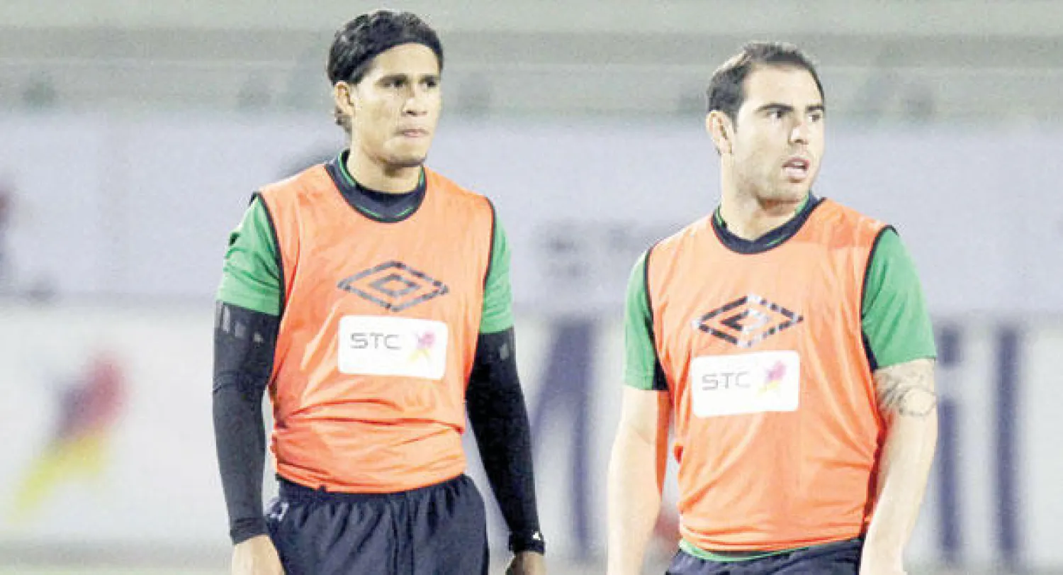 سيزار وبالومينو مرشحان للعودة إلى الأهلي