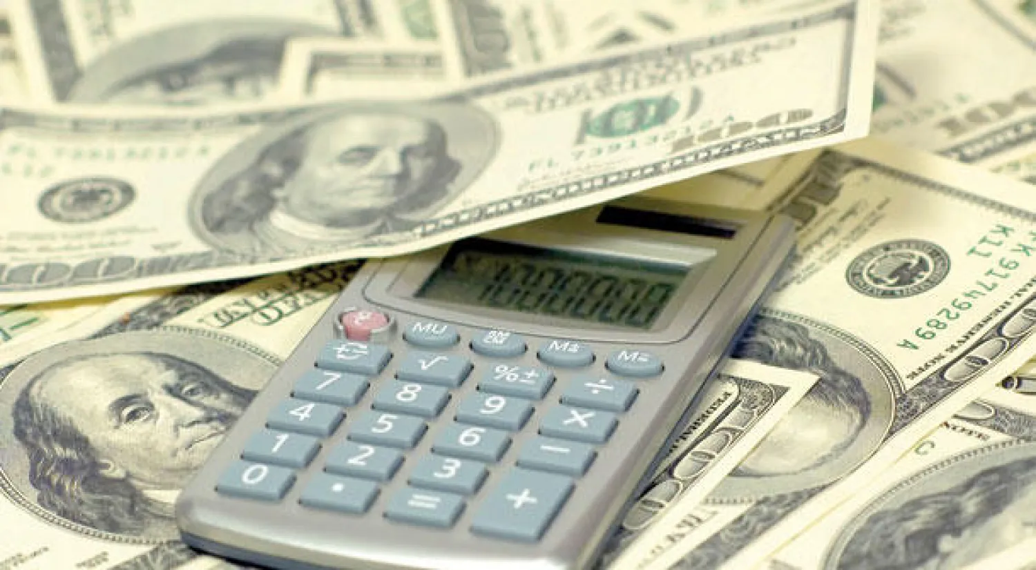 الأسواق الناشئة تتهافت على شراء {الدولار الرخيص} لزيادة احتياطي النقد الأجنبي