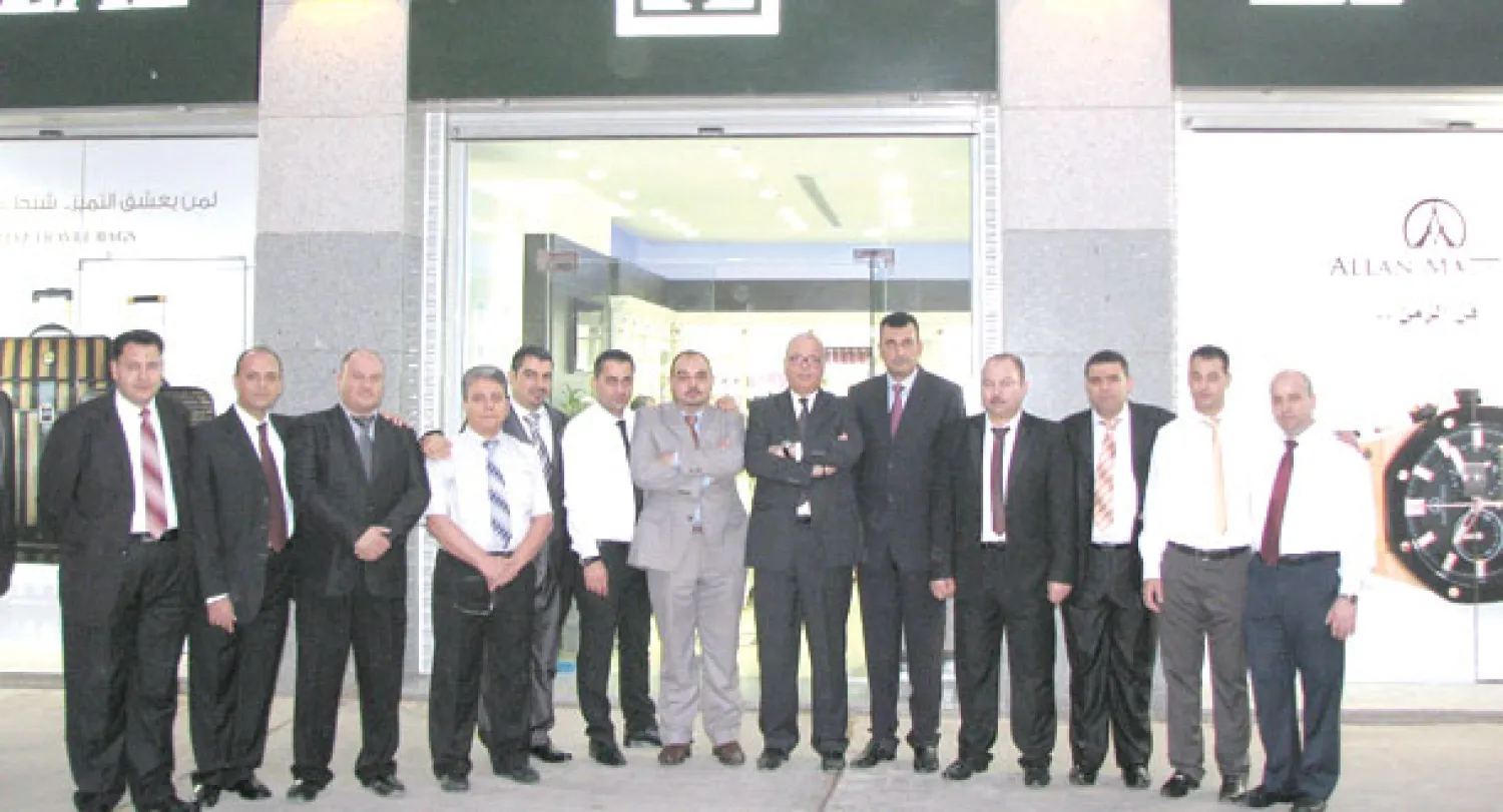 «قزاز» افتتحت أحدث فروعها أمام الحرم النبوي في المدينة المنورة