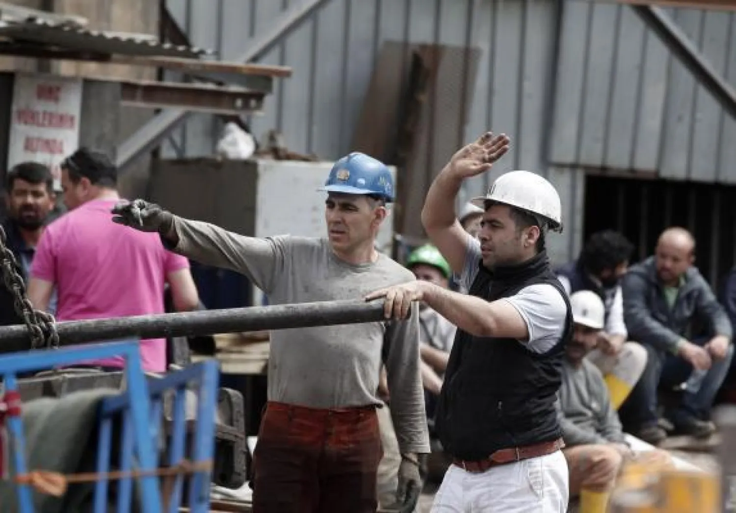 301 قتيل حصيلة حادثة المنجم.. وعملية الإنقاذ تنتهي اليوم