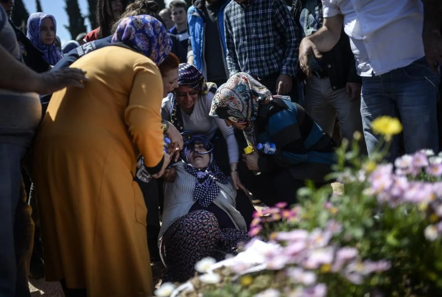 تركيا تعتقل 18 شخصا ضمن التحقيق في كارثة المنجم