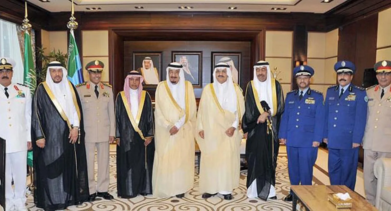 الأمير سلمان يستقبل نائب ومساعد وزير الدفاع وقيادات عسكرية اليوم