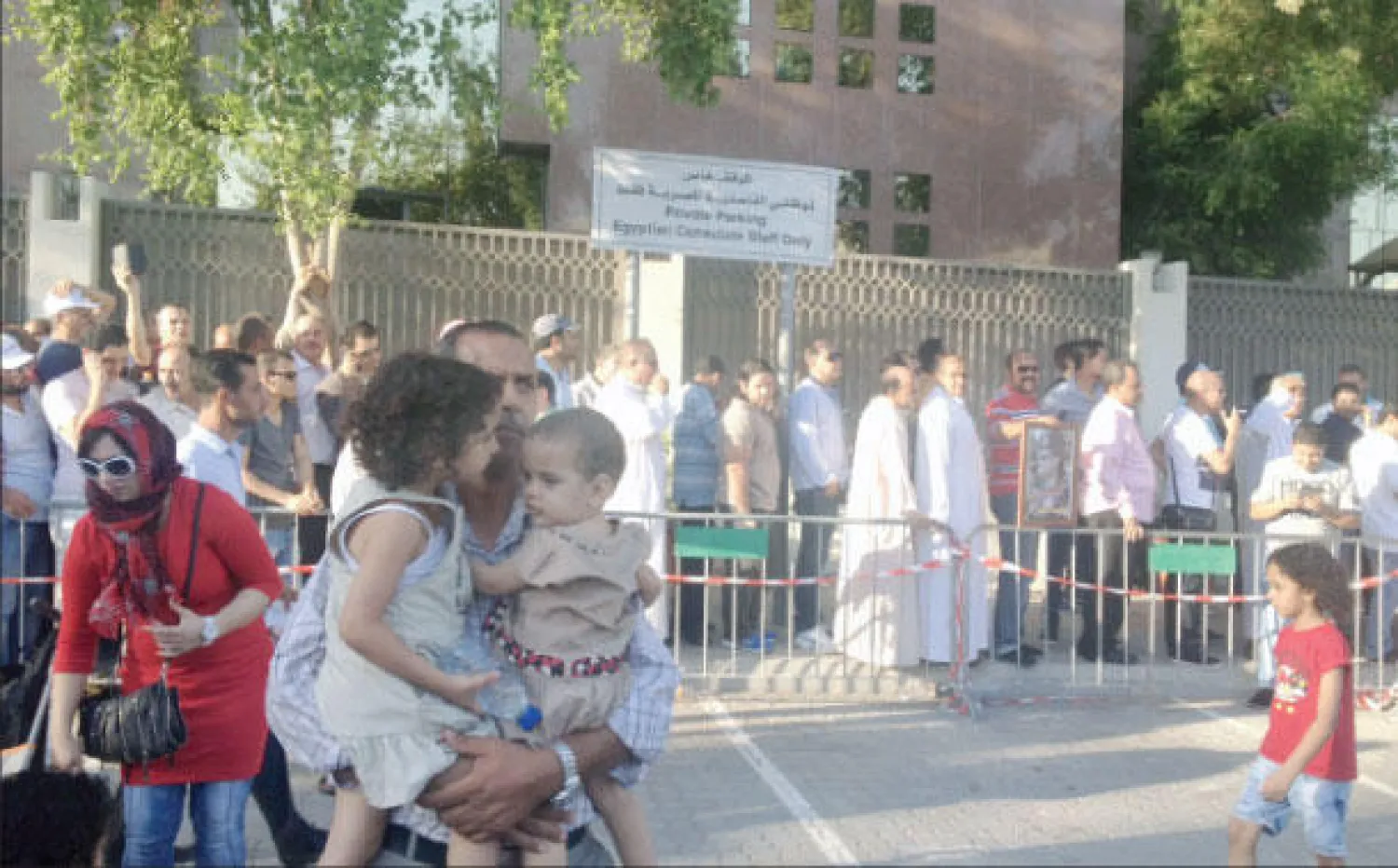 طوابير المصريين قبل الإدلاء بأصواتهم