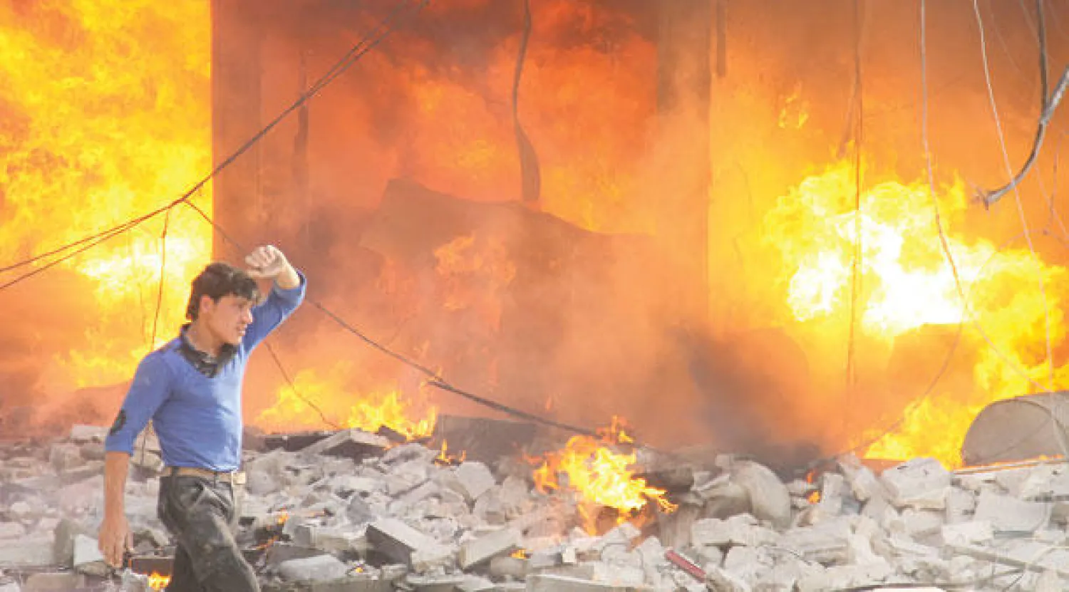 اتهامات للنظام السوري بإلقاء قنبلة كلور على بلدة كفرزيتا في حماه