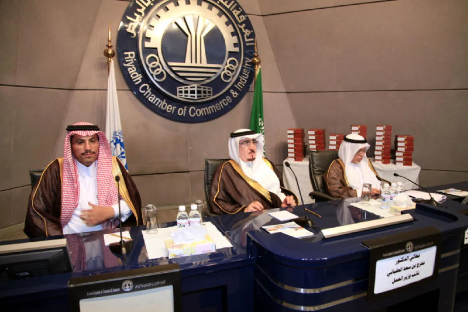 «نطاقات» يرفع نسب توظيف المرأة في السعودية إلى 450 ألف سيدة