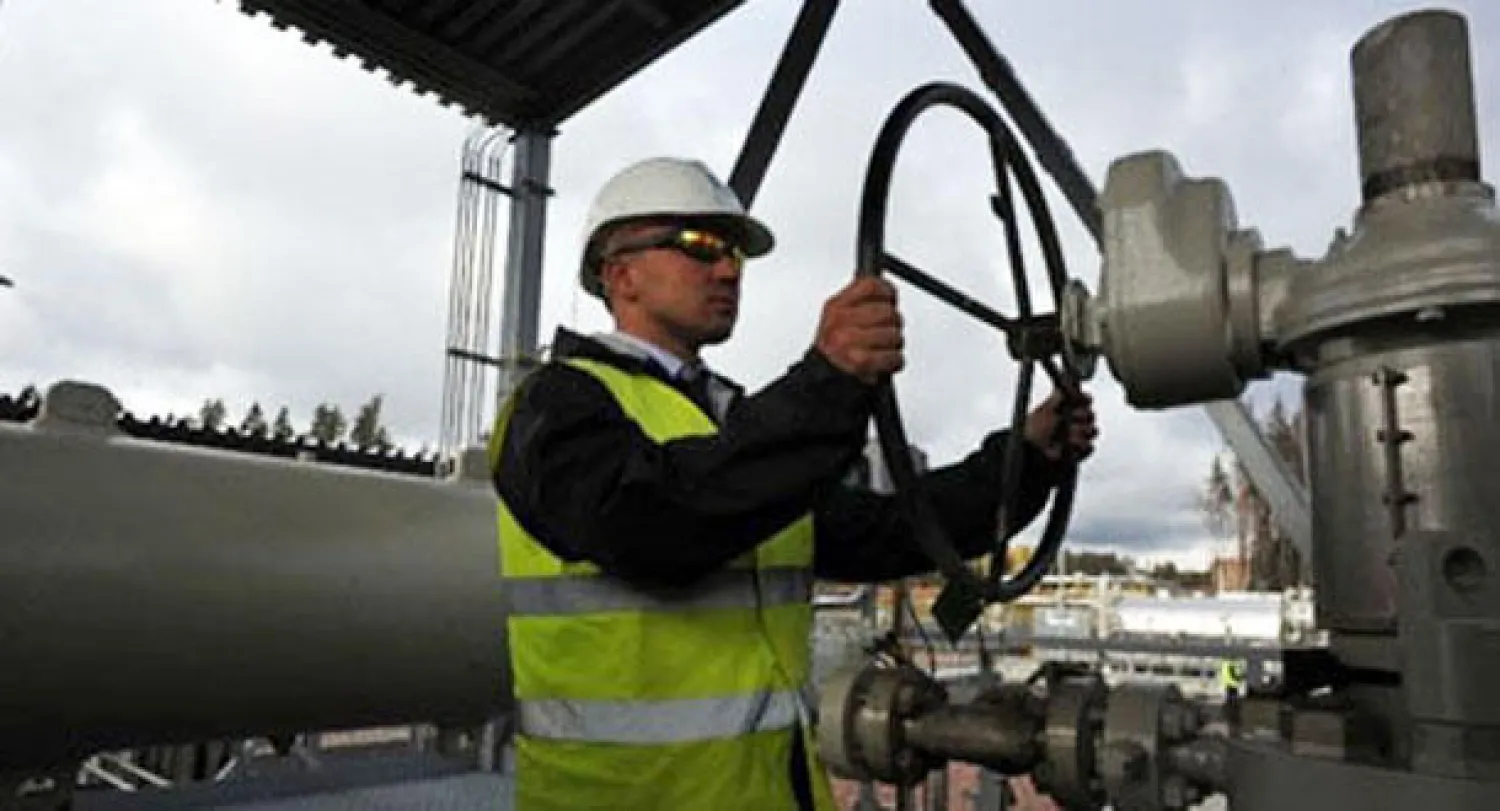 لماذا تحتاج دول الخليج الغنية بالبترول لإمدادات الغاز من الخارج؟