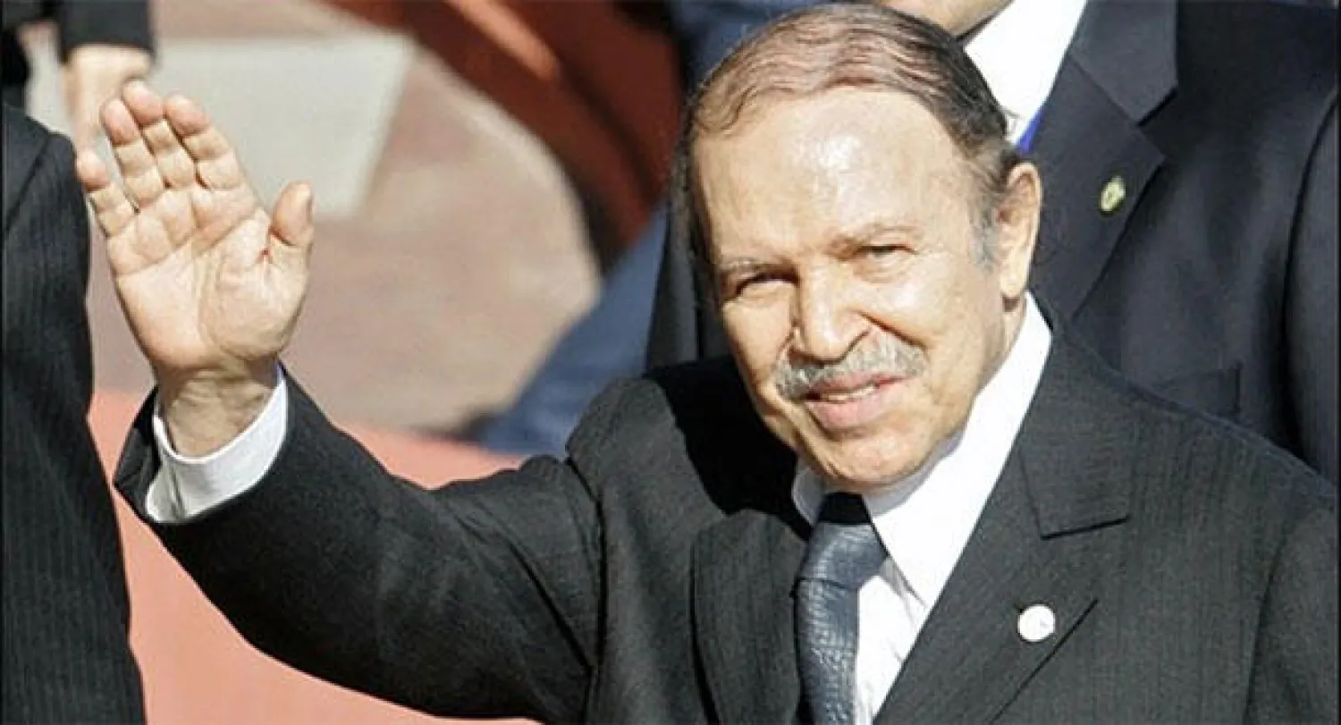 بوتفليقة يواجه مصاعب في حشد التأييد لمسعى تعديل الدستور بسبب رفضه من أغلب أطراف المشهد السياسي