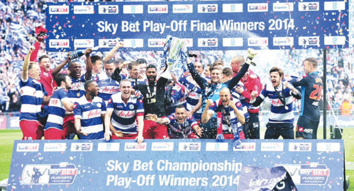 فرحة لاعبي كوينز بارك رينجرز