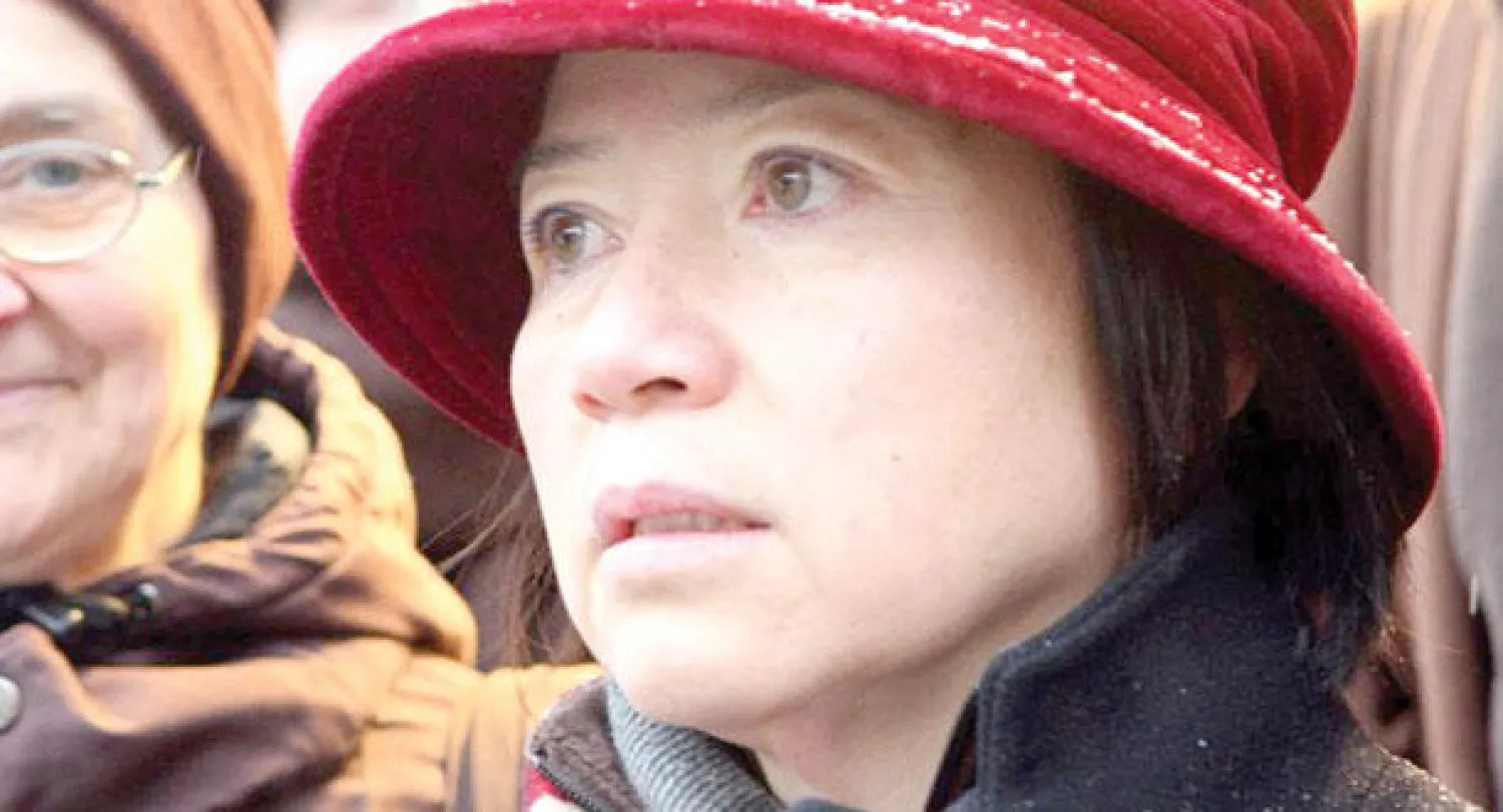 ابنة شيراك بالتبني تتهم زوجته وابنته باستغلالها