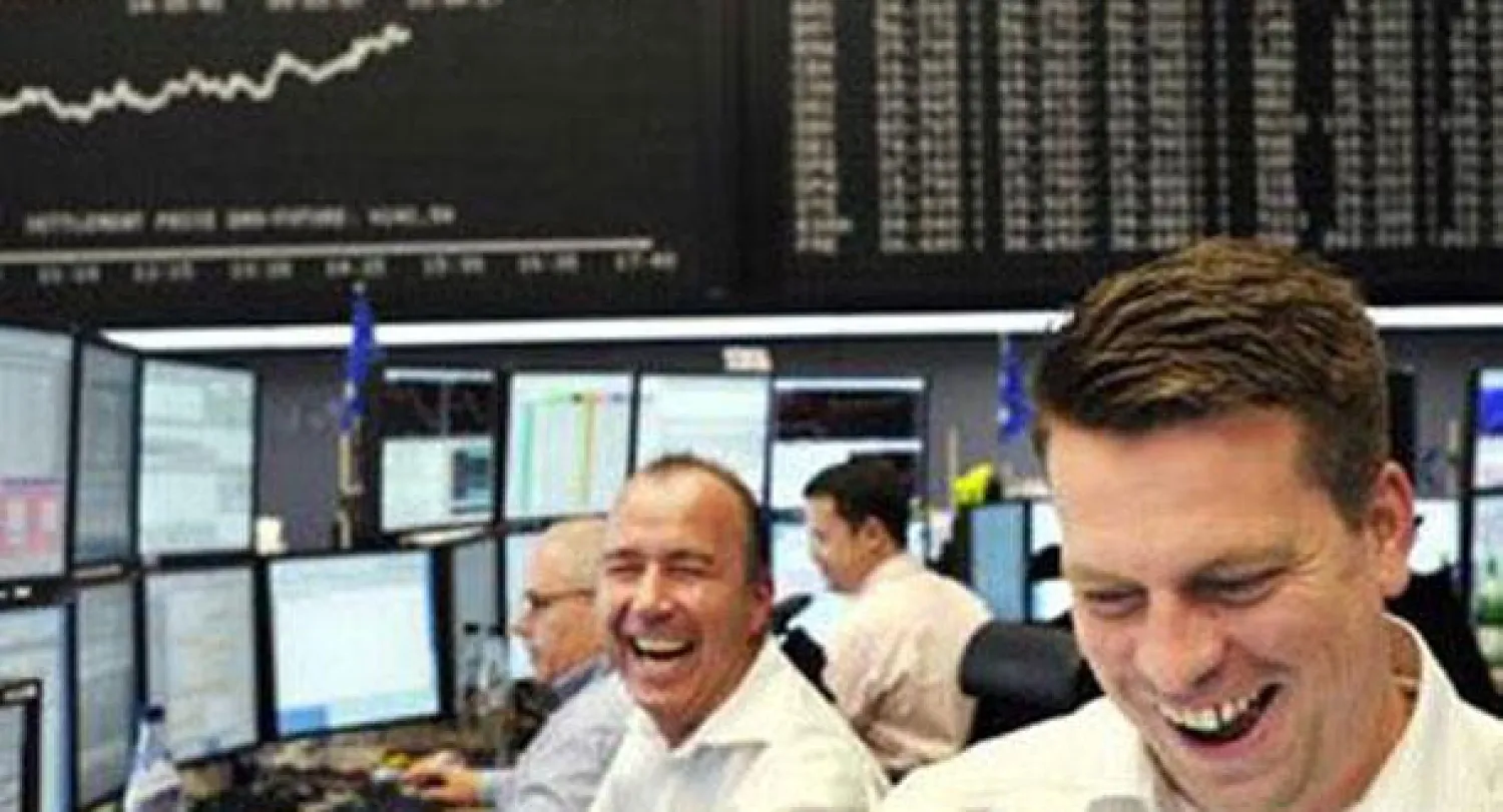 أسهم أوروبا تسجل ثامن أسبوع من المكاسب على التوالي