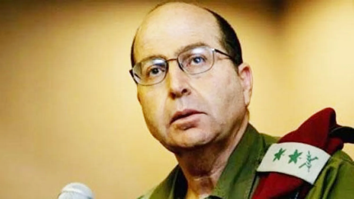 وزير الدفاع الإسرائيلي، موشيه يعالون