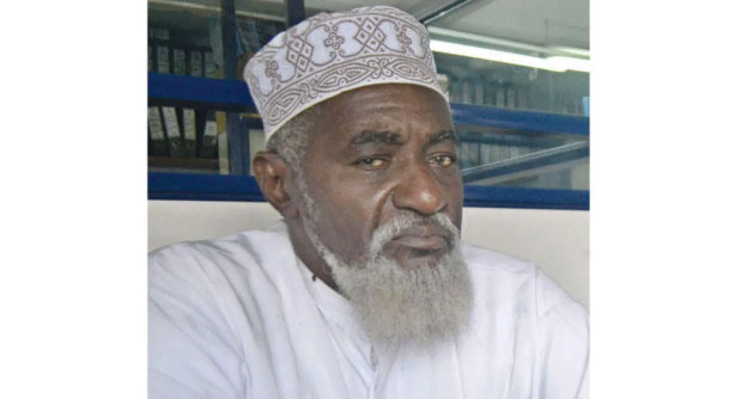 الشيخ محمد إدريس (أ.ف.ب)