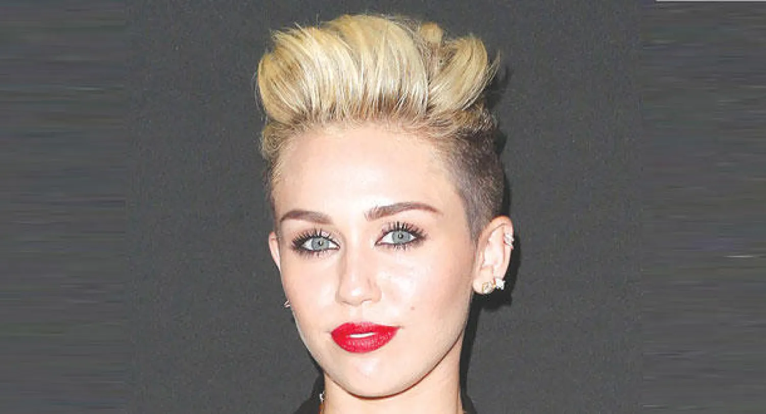 تحديد هوية مرتكبي حادث السطو على منزل سايروس