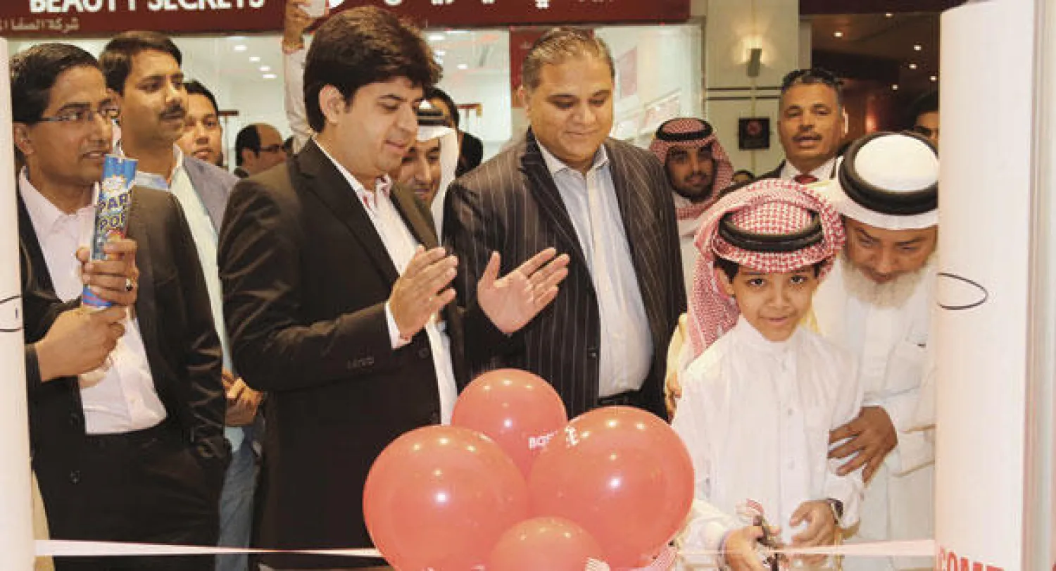 متاجر «بيس إكس» تفتح أبوابها للمتسوقين في الرياض وجدة