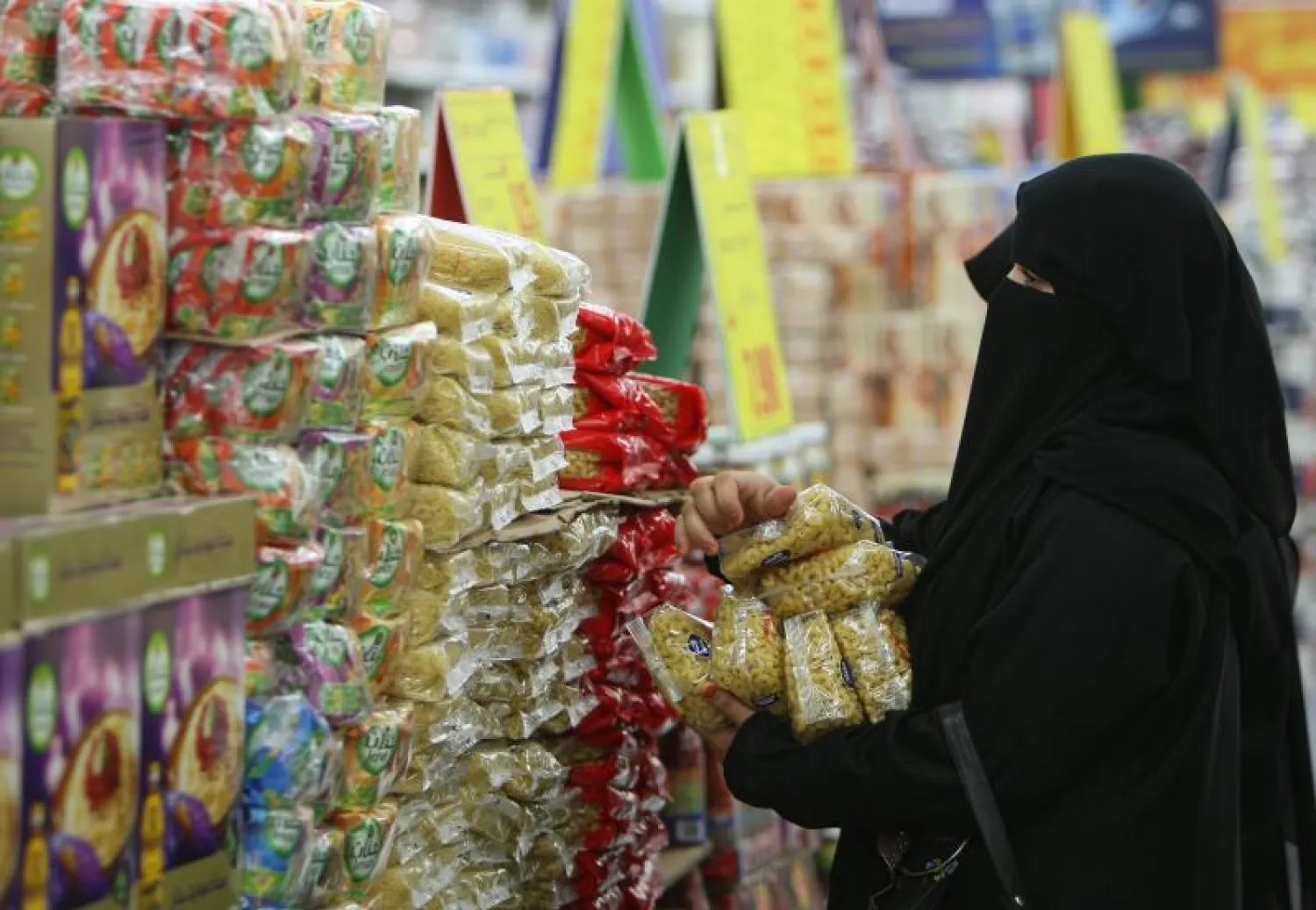 أسعار الجملة ترتفع في السعودية مع ارتفاع الطلب على المواد الغذائية والمشروبات وبعض السلع الكيميائية (الشرق الأوسط)