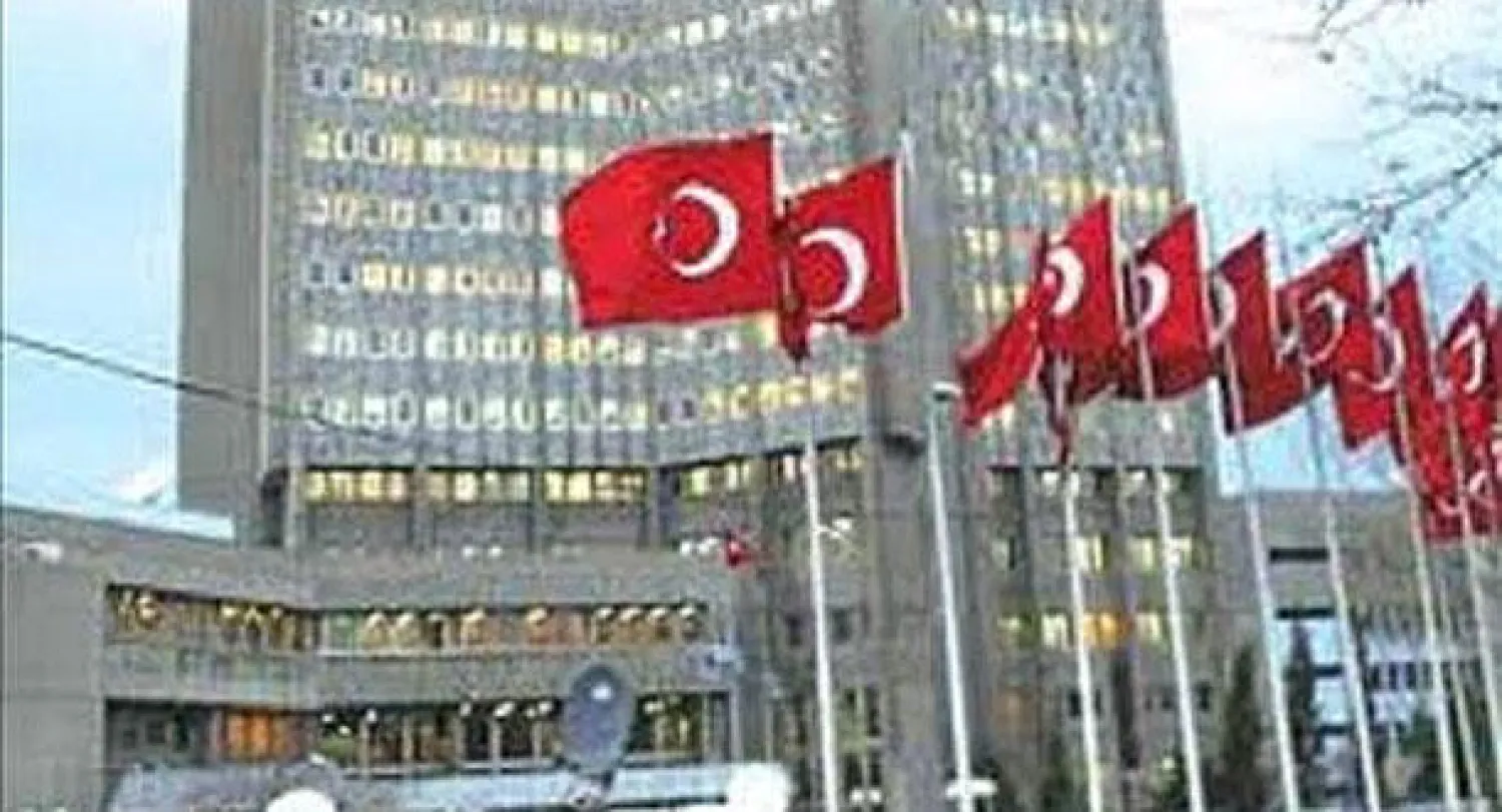 احتجاز دبلوماسيين أتراك في الموصل  وأنقرة تطلب اجتماعا طارئا للناتو