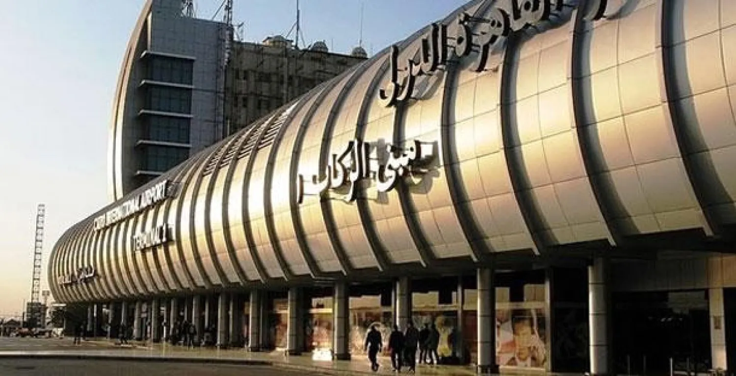 زيادة رسم المغادرة من مطار القاهرة من 20 إلى 25 دولارا للراكب