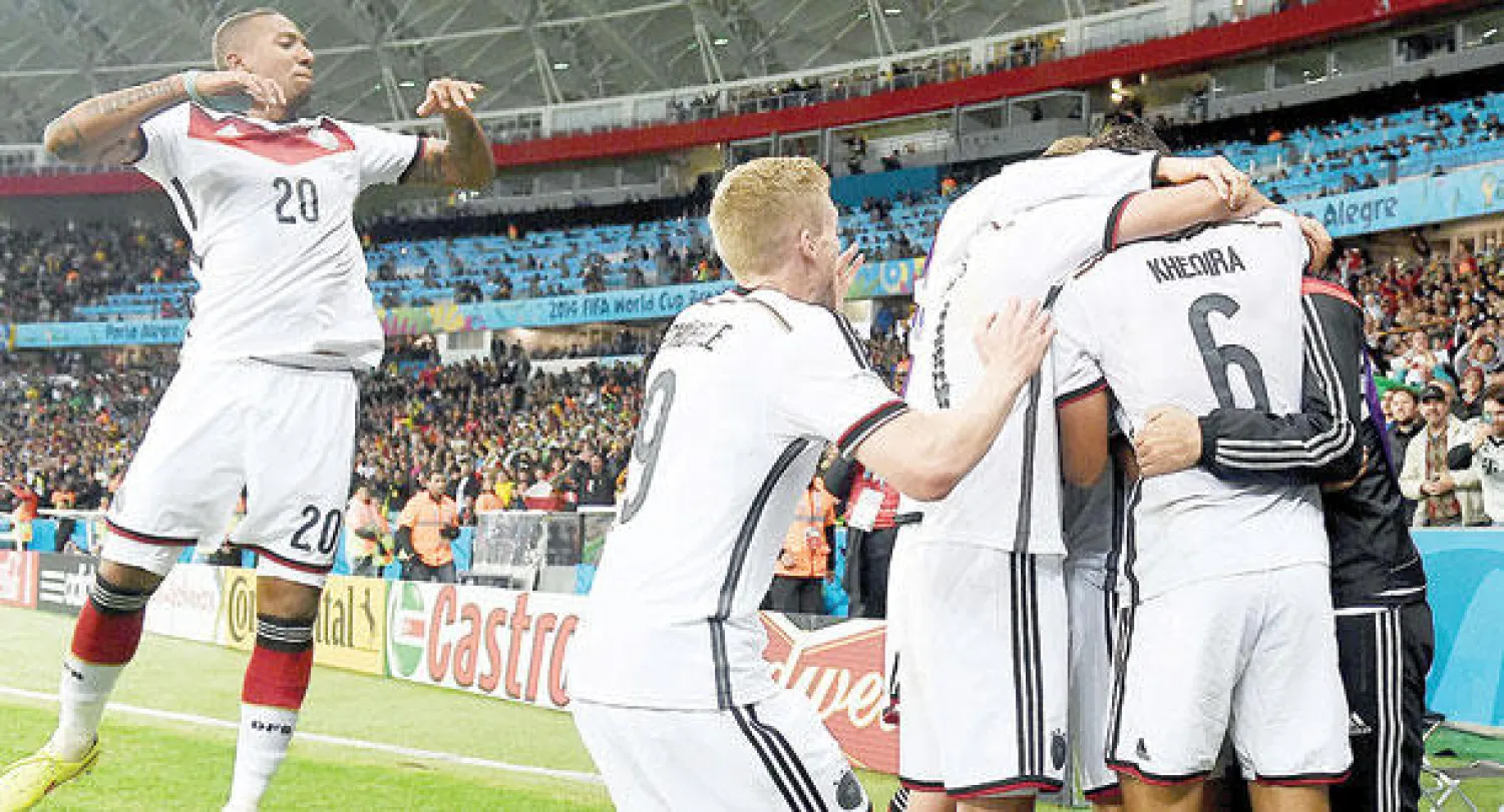 ألمانيا تأهلت بصعوبة من بوابة الجزائر لكنّ الفرنسيين يخشونها بدرجة كبيرة في مواجهة ربع النهائي (أ.ف.ب)