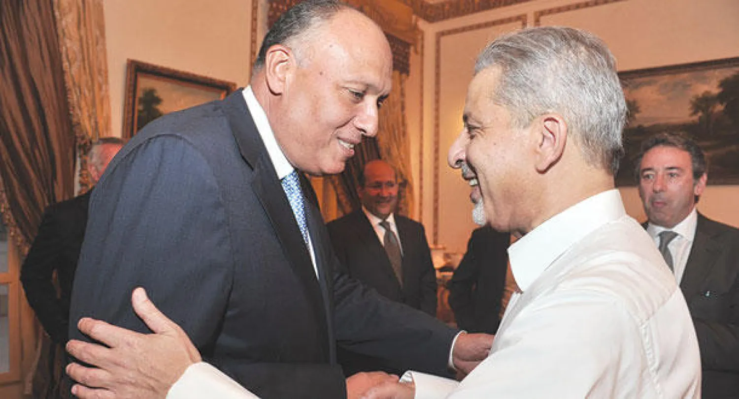 السفير أحمد بن عبد العزيز قطان مع الوزير سامح شكري