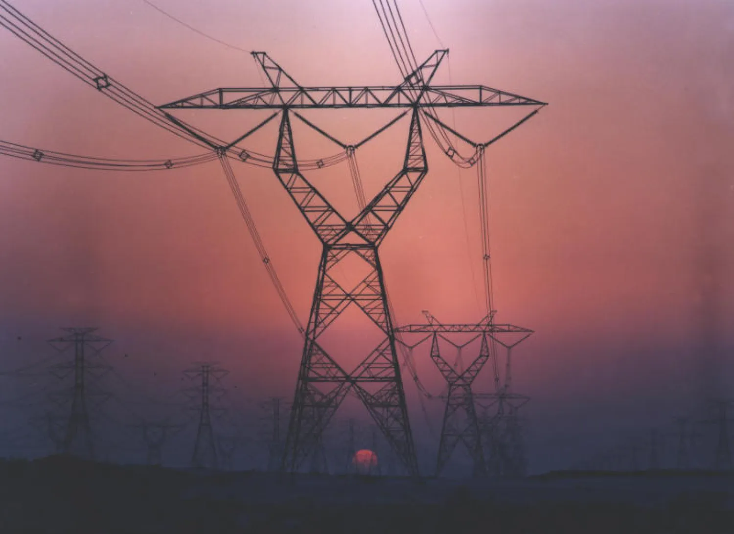 الغاز الطبيعي العنصر الرئيس لتوليد الطاقة الكهربائية بالسعودية