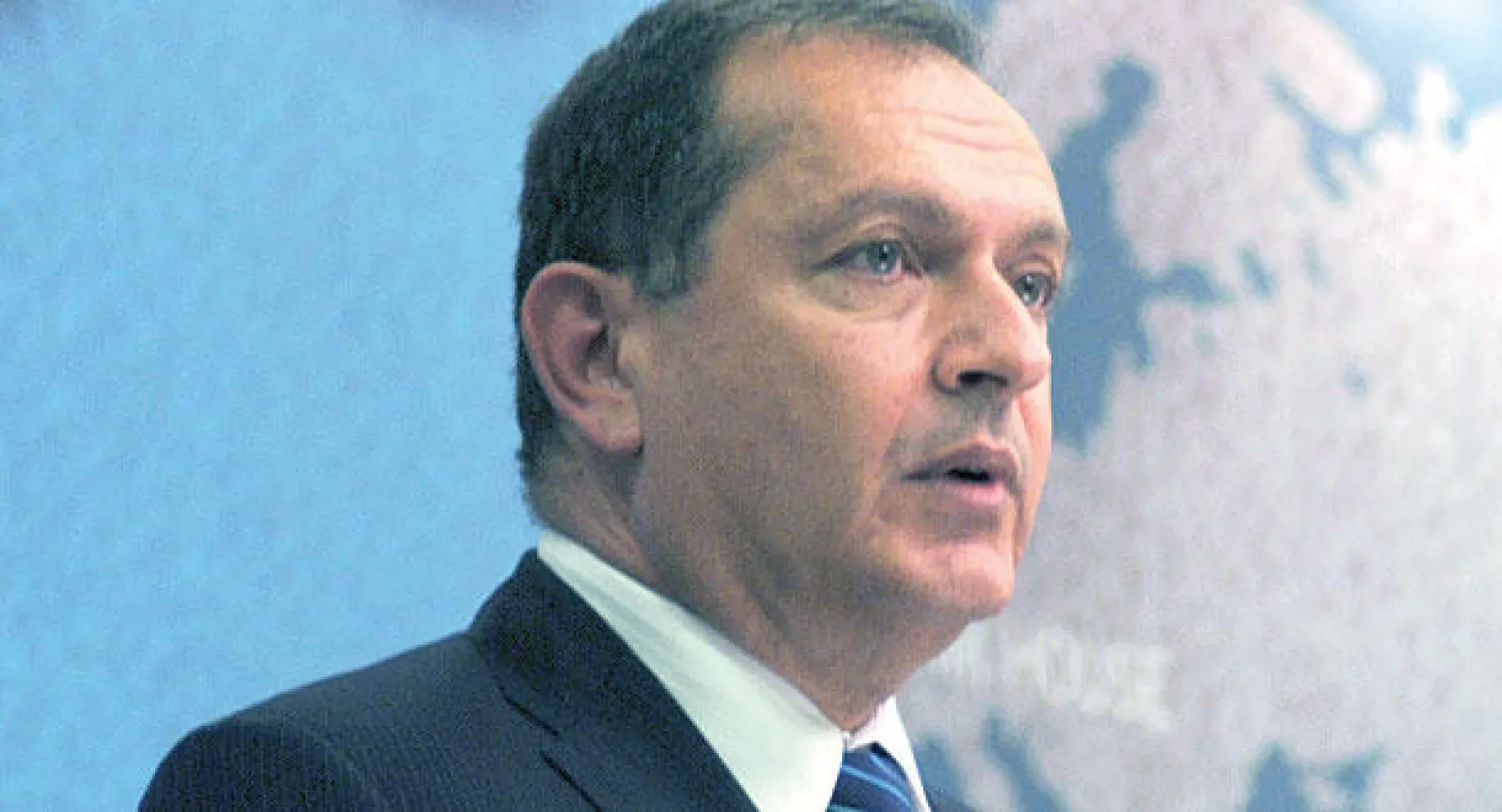 السفير البريطاني في بغداد: يجب أن تكون الوحدة السياسية أولوية الساسة العراقيين