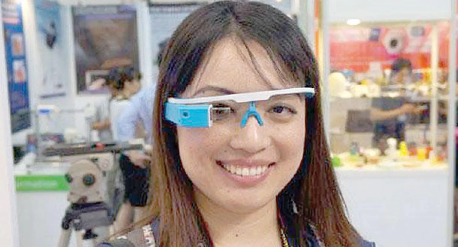 نظارة تايوانية ذكية تنافس «نظارات غوغل»