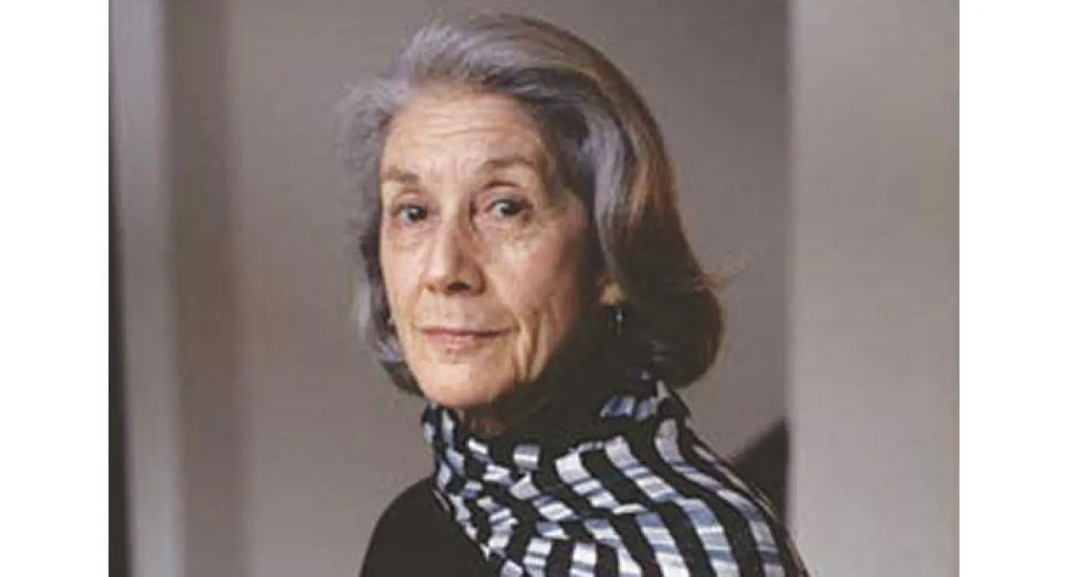 الكاتبة نادين جورديمر